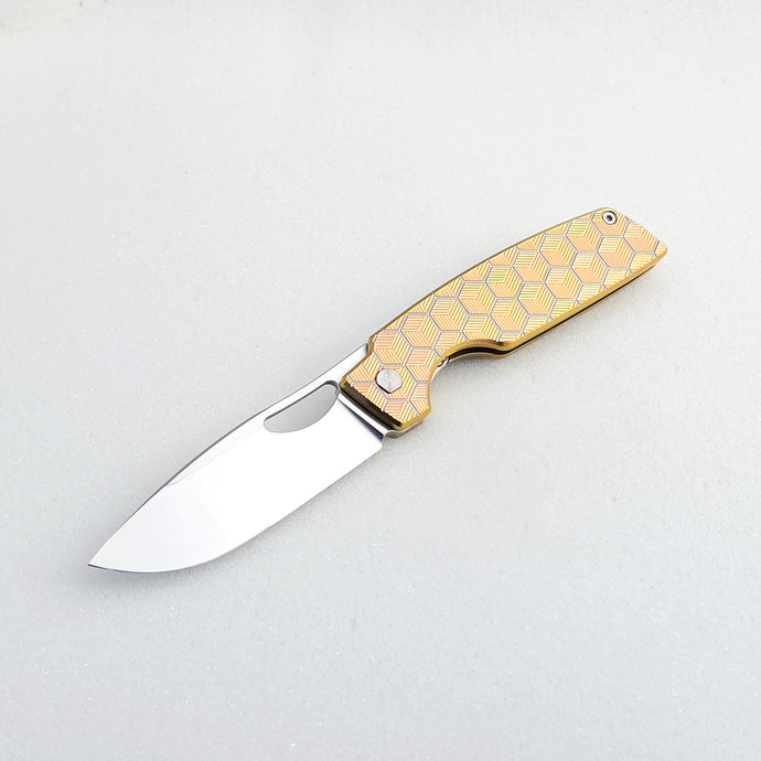 Cedar 392 / Elmax