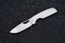 Load image into Gallery viewer, Cedar 446