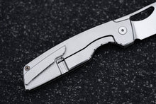 Load image into Gallery viewer, Cedar 446