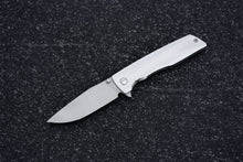 Load image into Gallery viewer, Hemlock 086