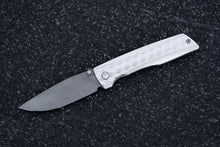 Load image into Gallery viewer, Hemlock 081