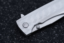 Load image into Gallery viewer, Hemlock 085 / Vanax