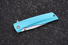 Load image into Gallery viewer, Hemlock 091