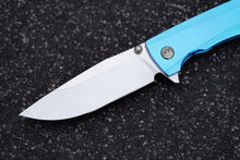 Load image into Gallery viewer, Hemlock 091