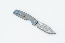 Load image into Gallery viewer, Cedar Mini 025